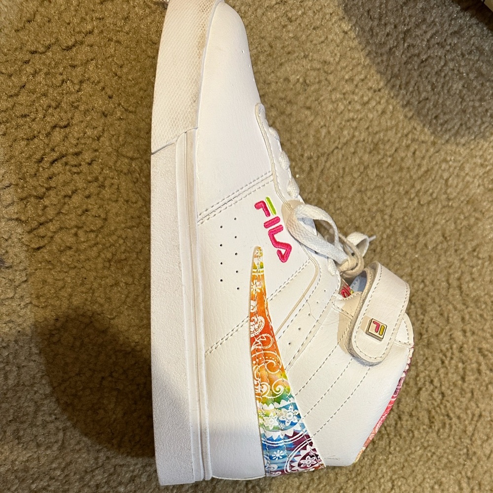 Fila White Sneakers with Rainbow Accents - Picture 4 of 7
